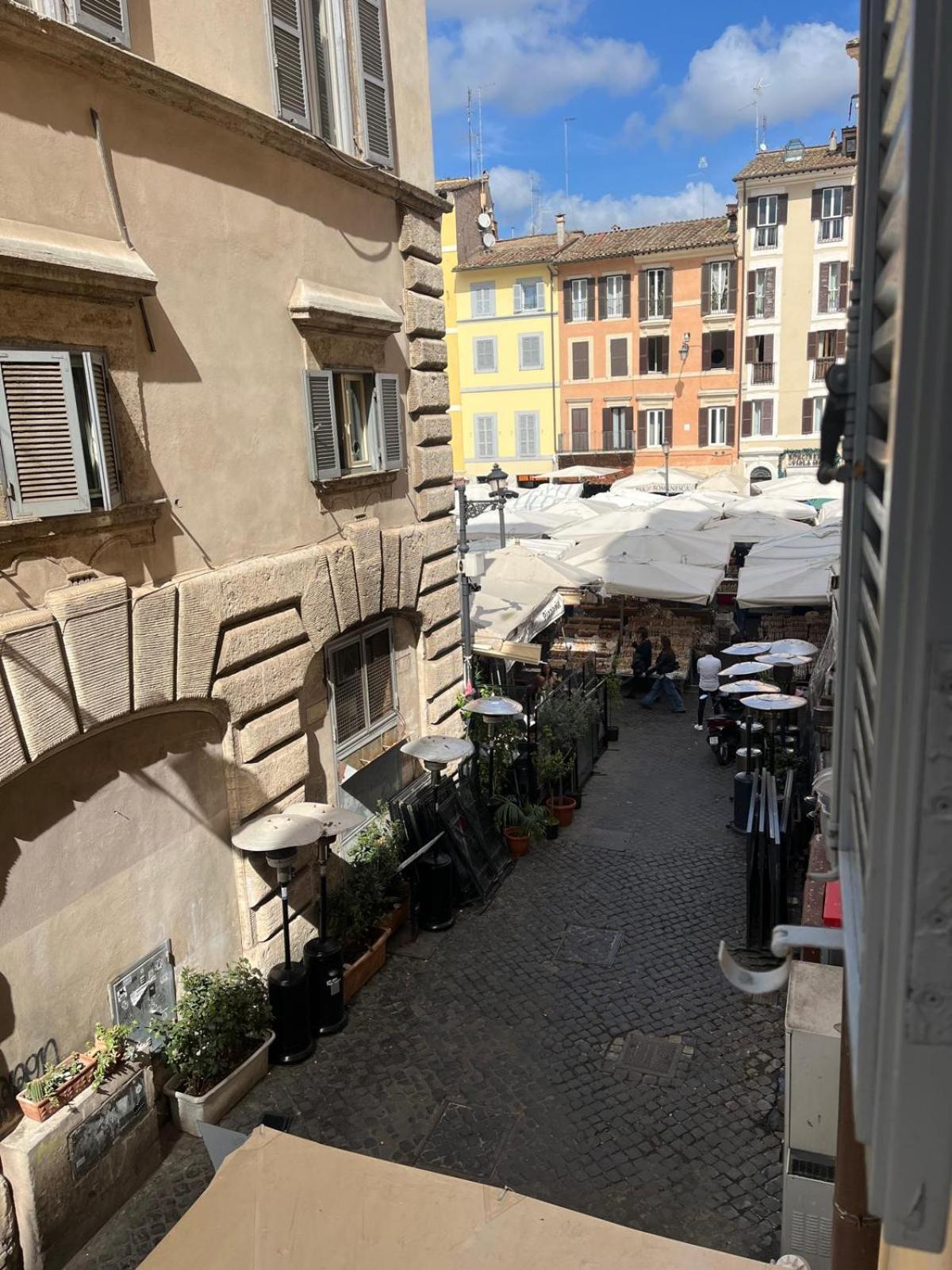 Апартаменты Sweet House Campo De' Fiori Рим Экстерьер фото